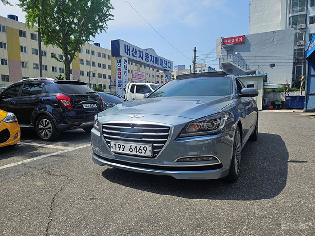 Hyundai Genesis