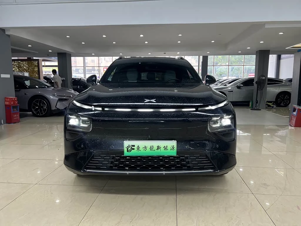 Xpeng G9