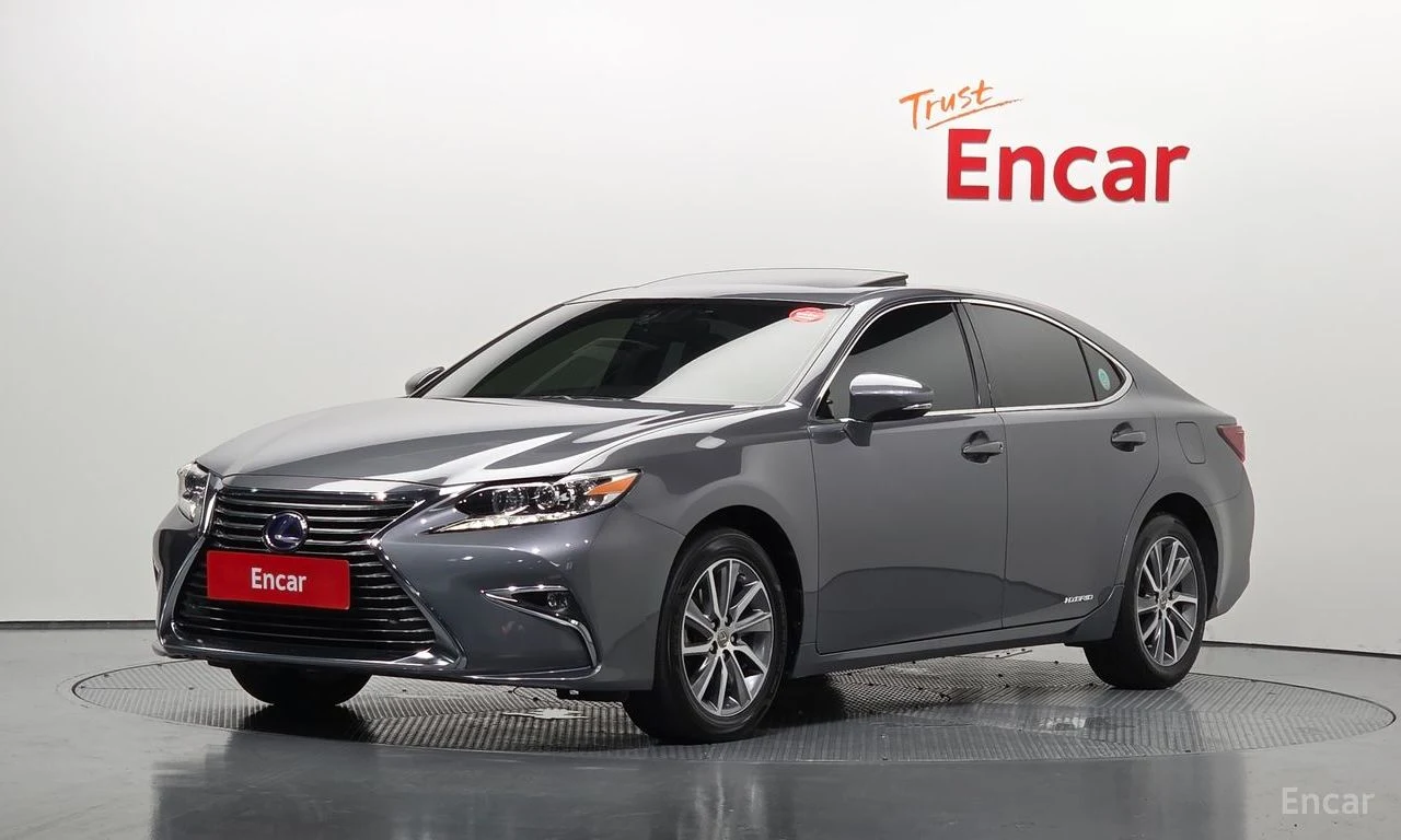 Lexus ES