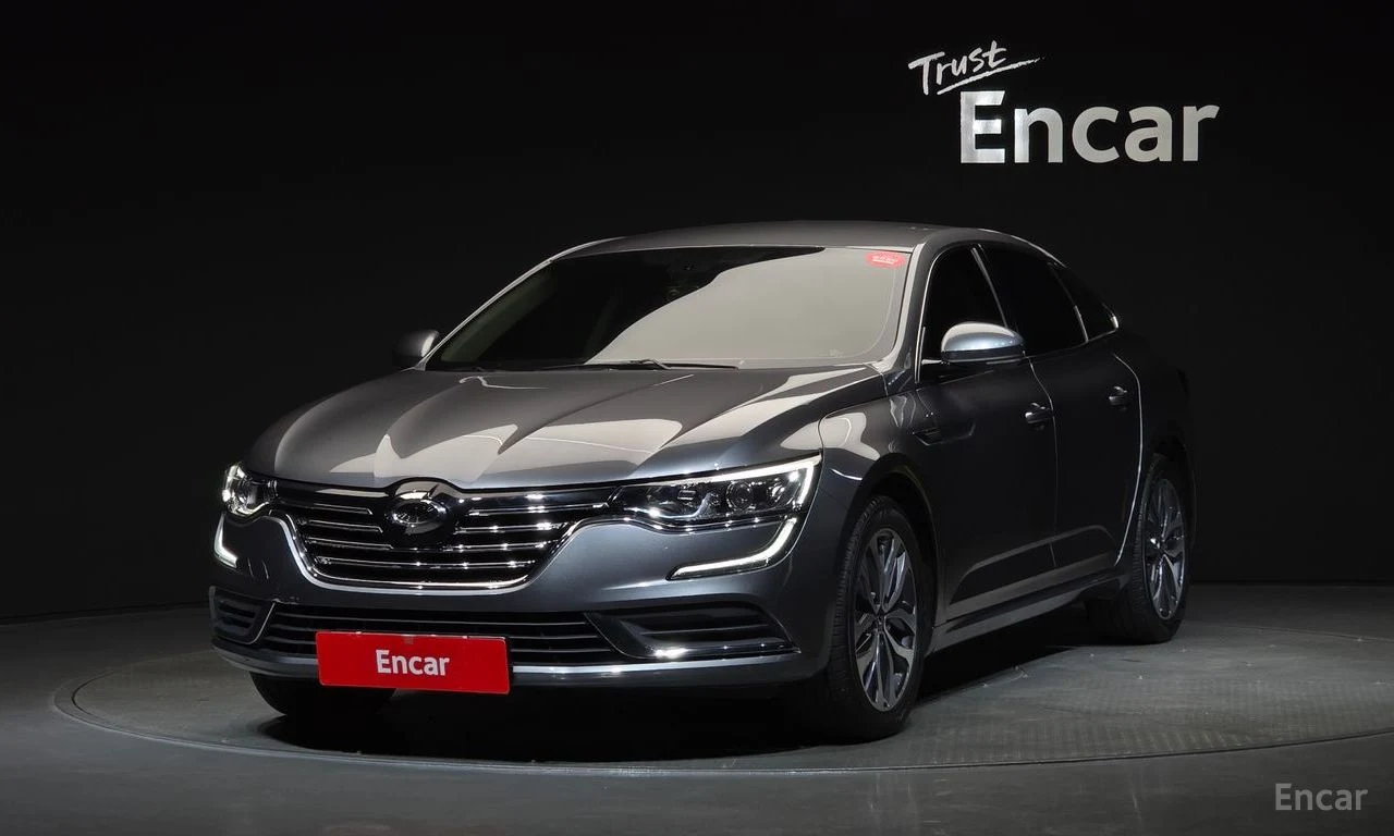 Renault SM6