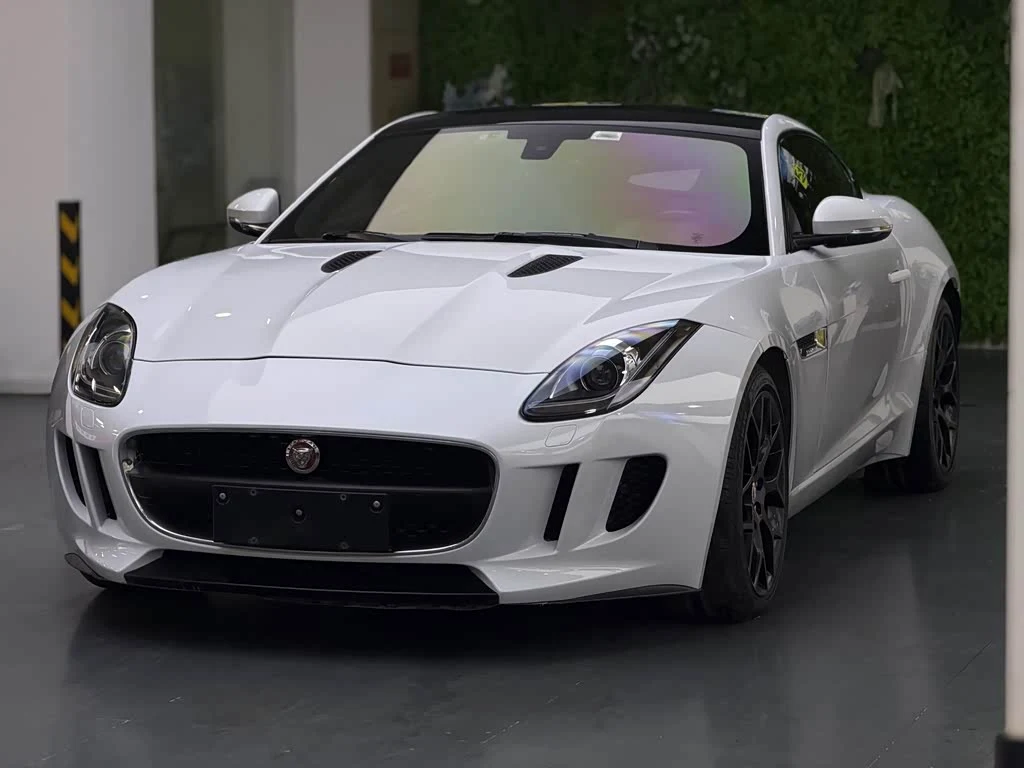 Jaguar F-Type