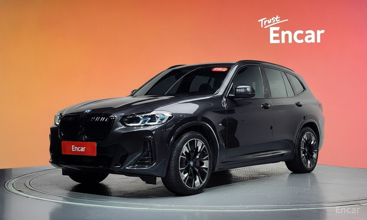 BMW iX3