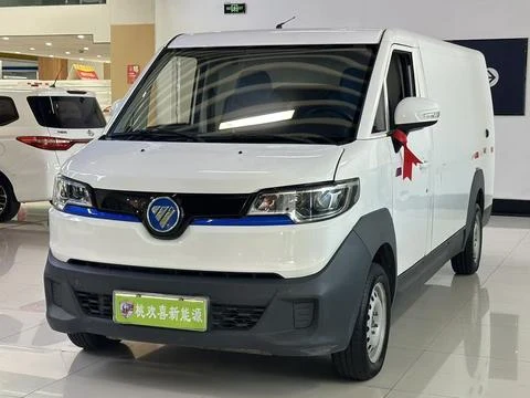 Автомобиль #1030508