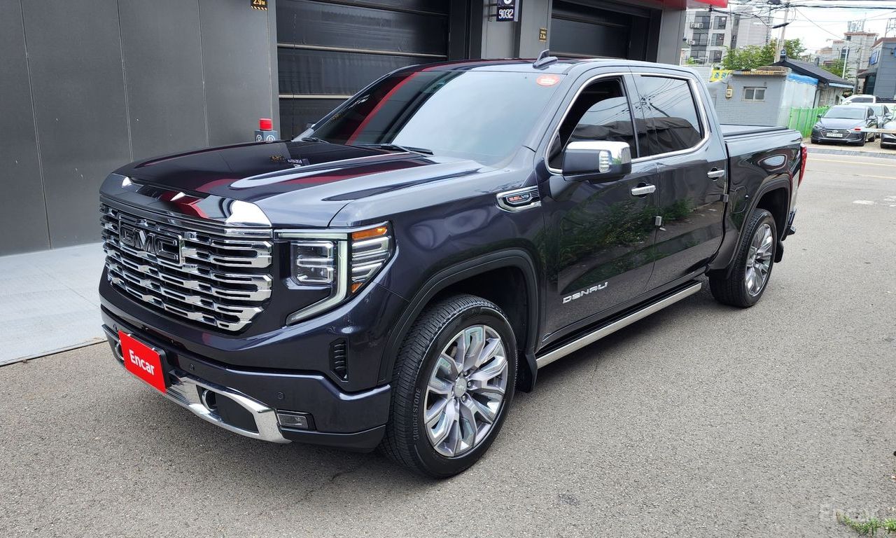 GMC Sierra
