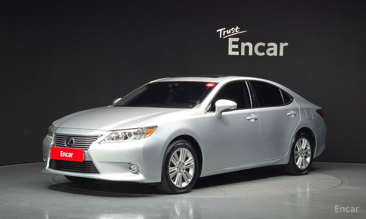 Lexus ES
