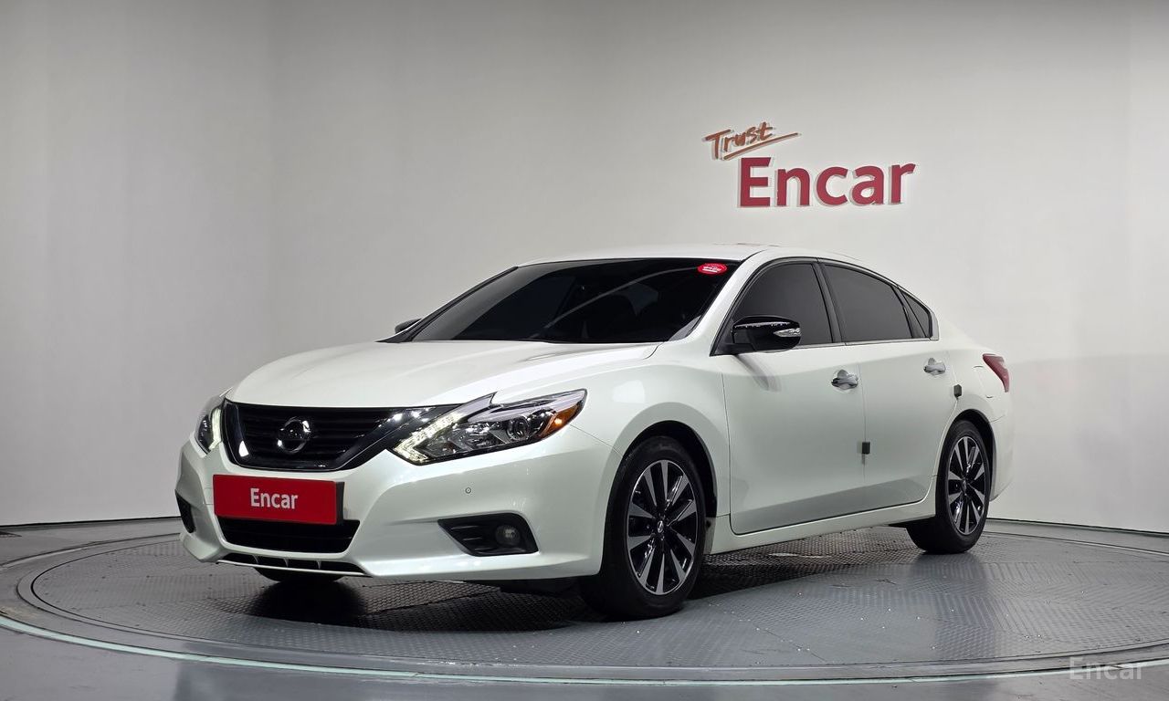 Nissan Altima