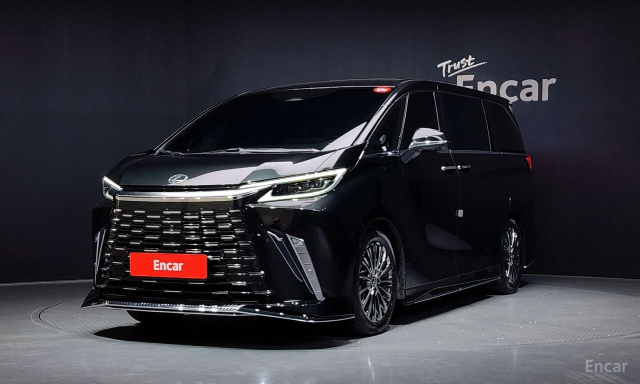 Lexus LM