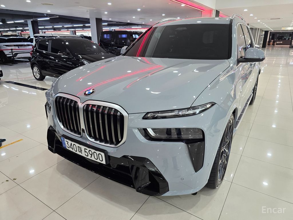 BMW X7