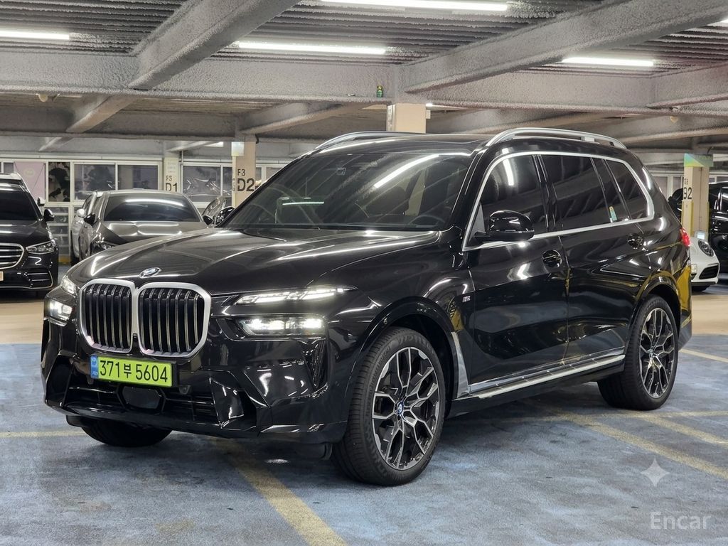BMW X7