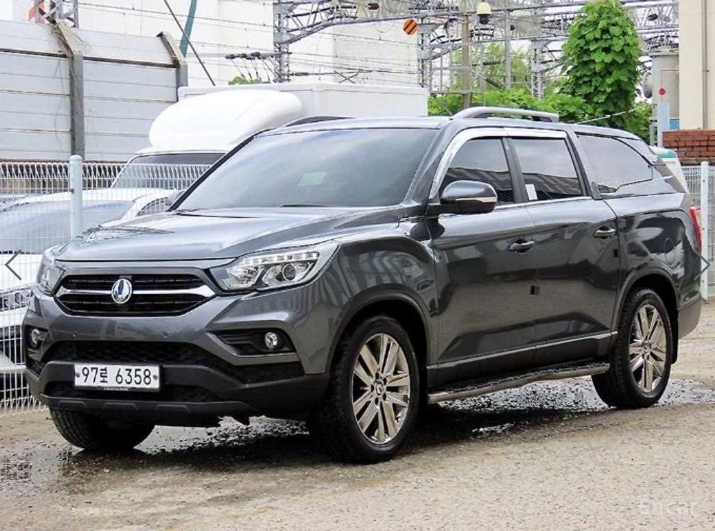 KG Mobility Rexton