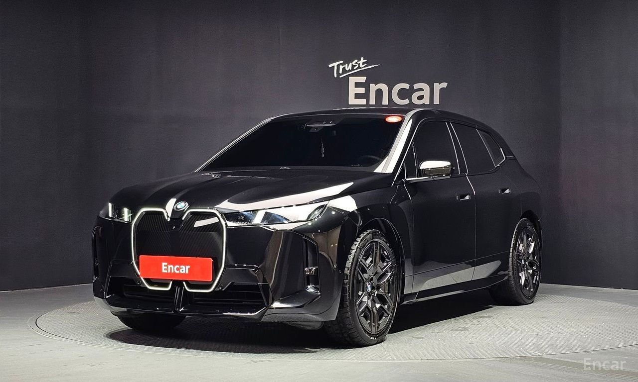 BMW iX