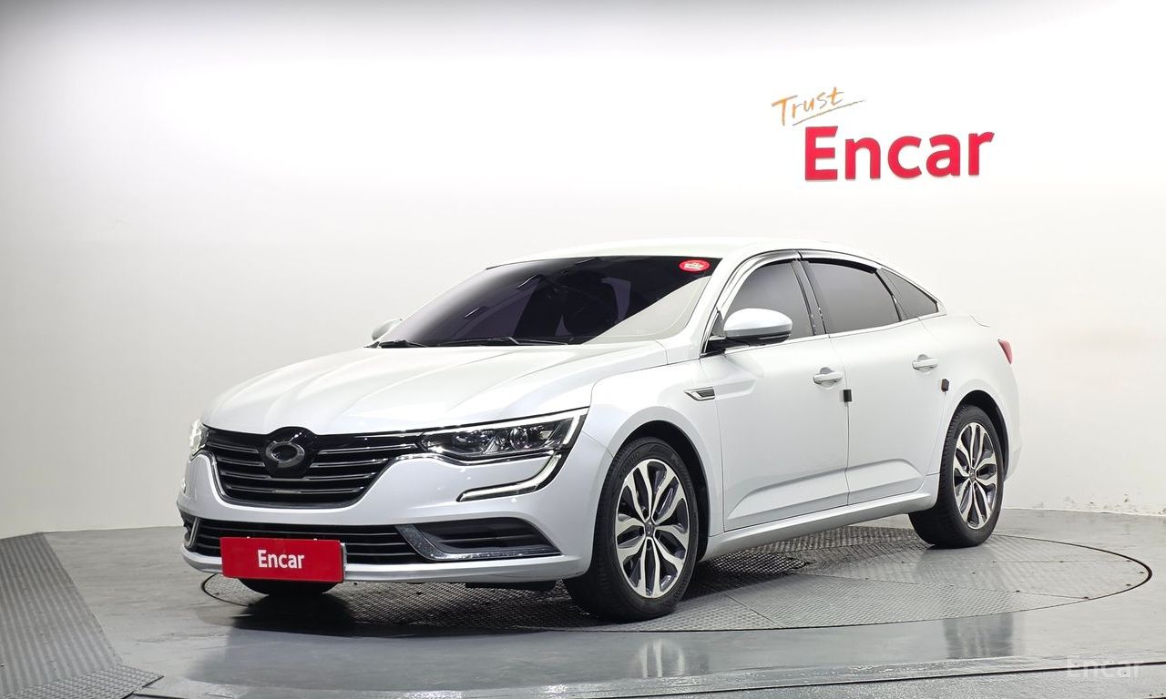 Renault SM6
