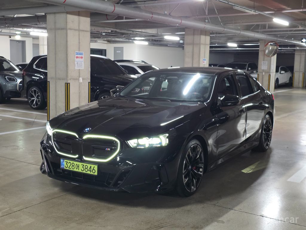 BMW i5