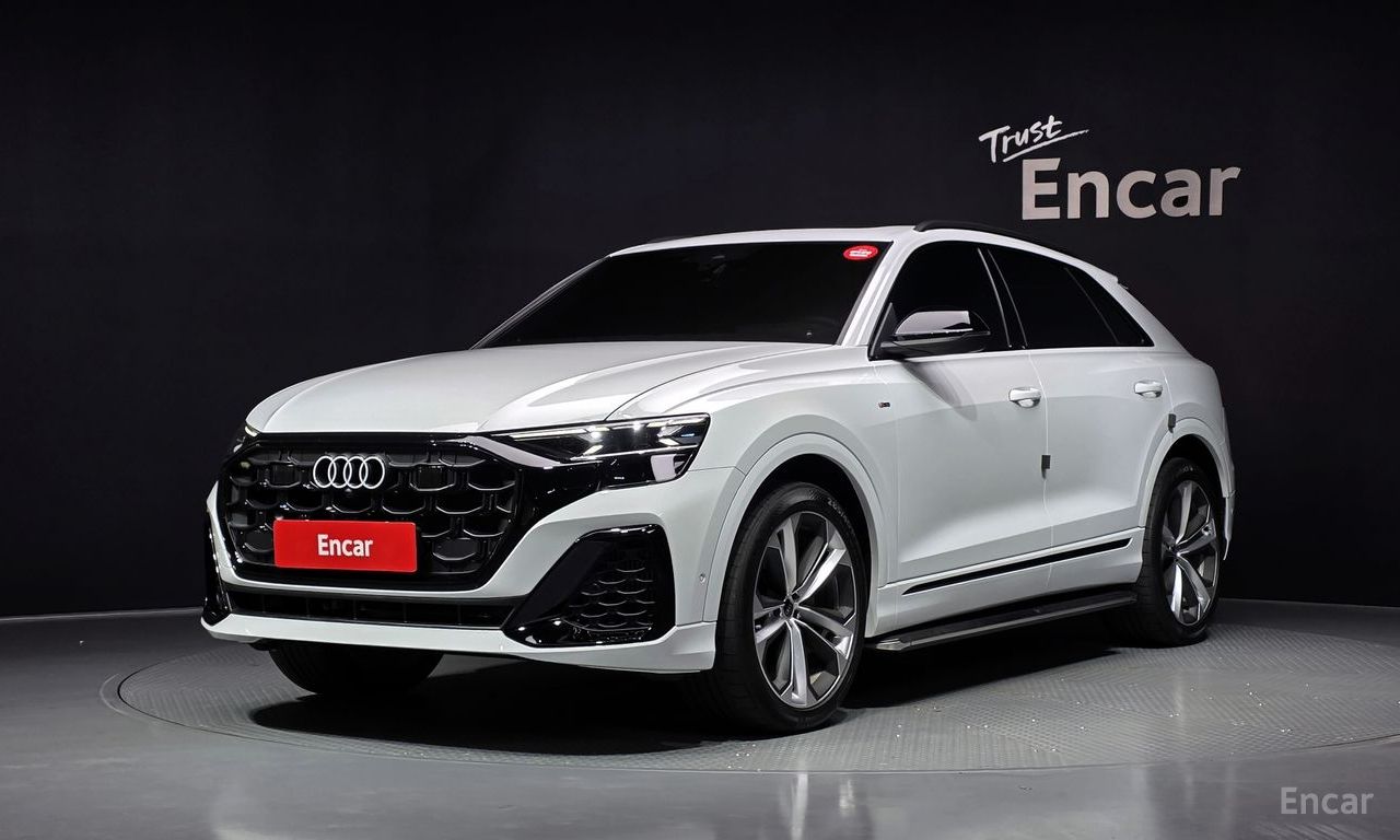 Audi Q8
