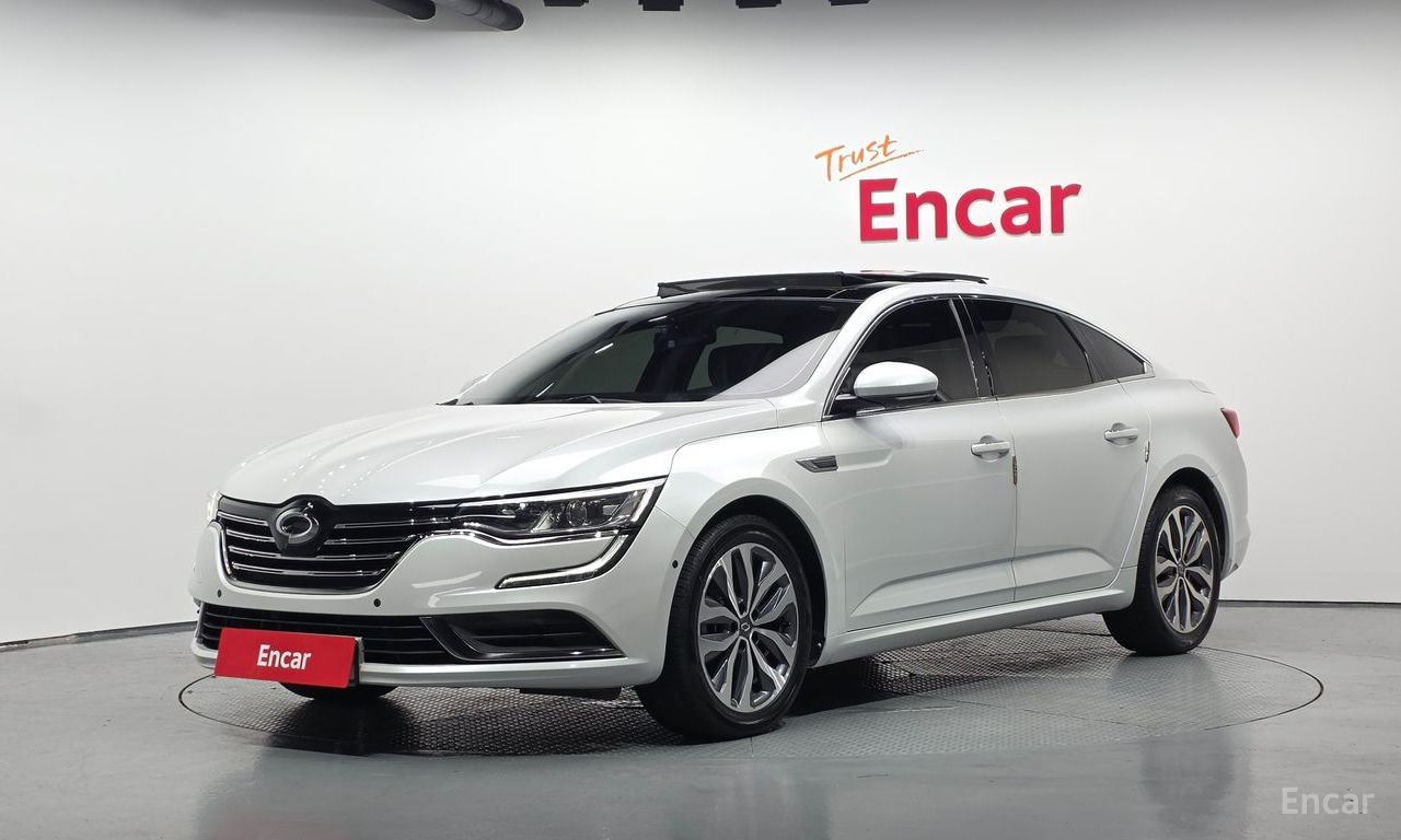 Renault SM6