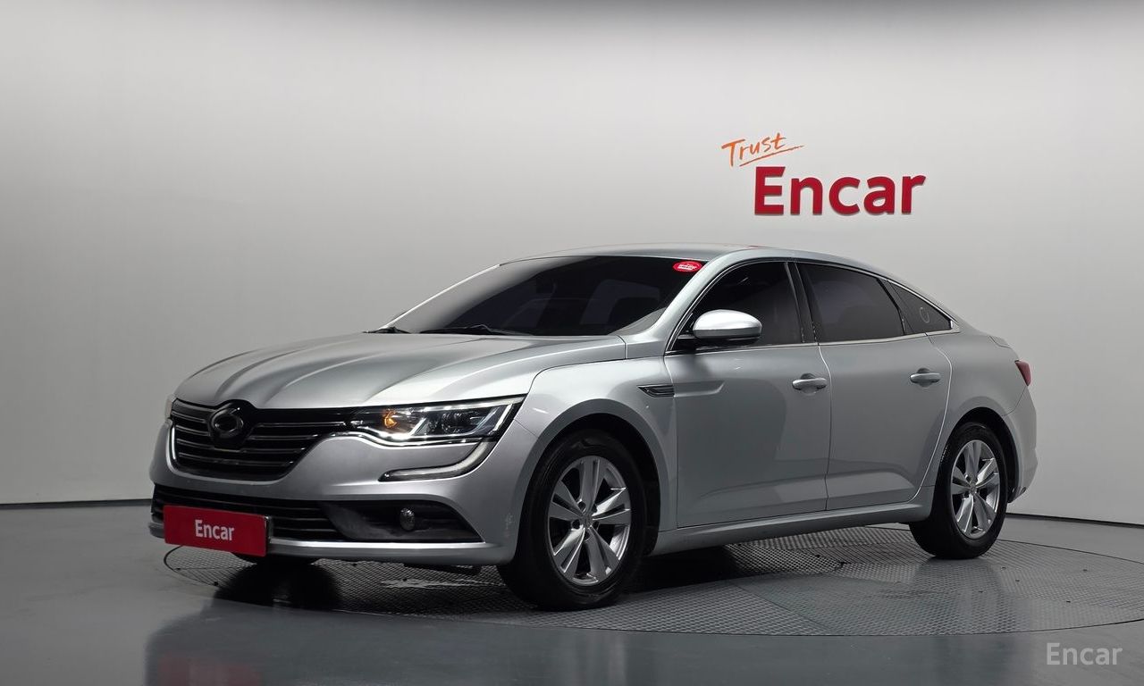 Renault SM6