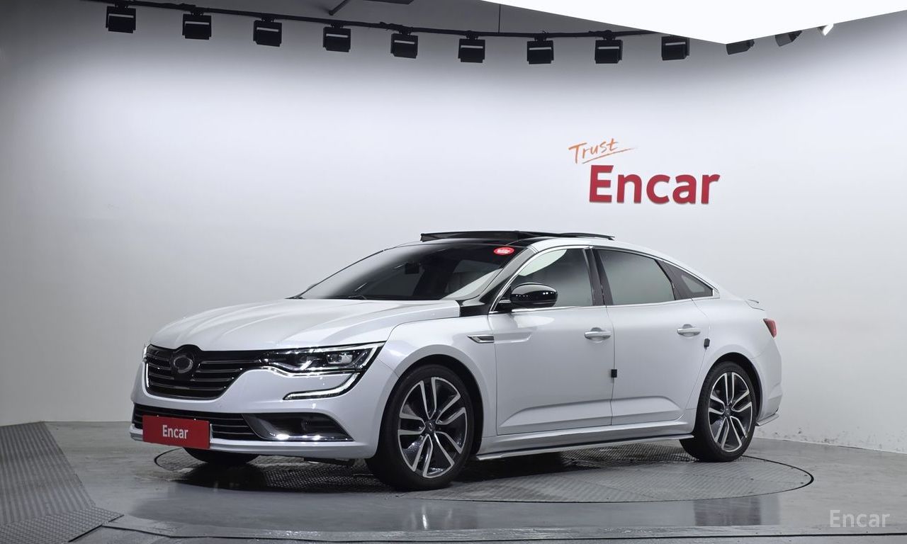 Renault SM6