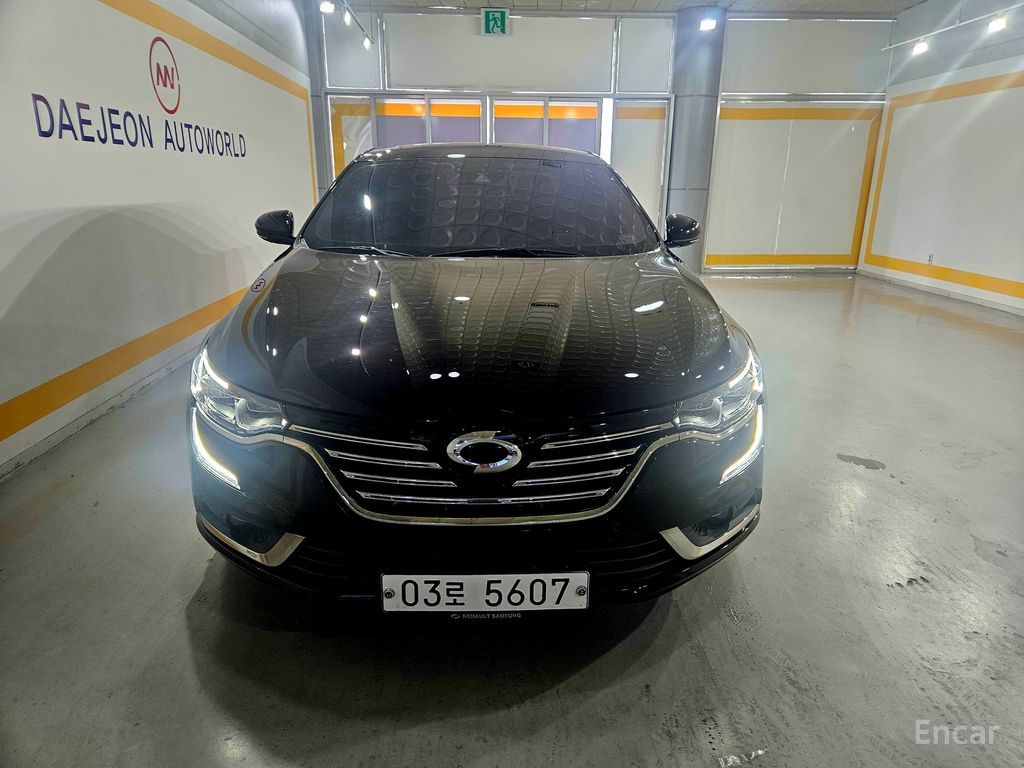 Renault SM6