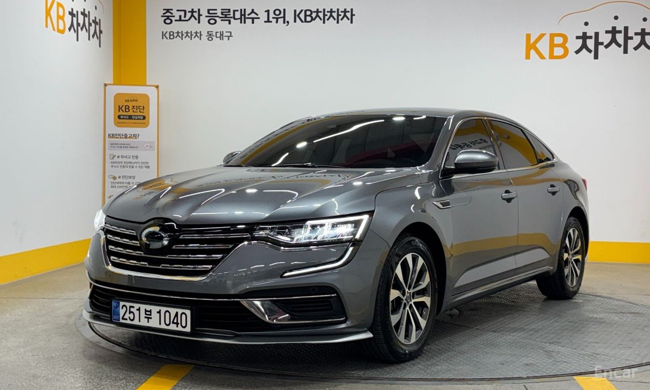 Renault SM6