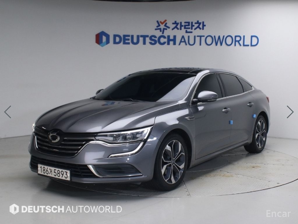 Renault SM6