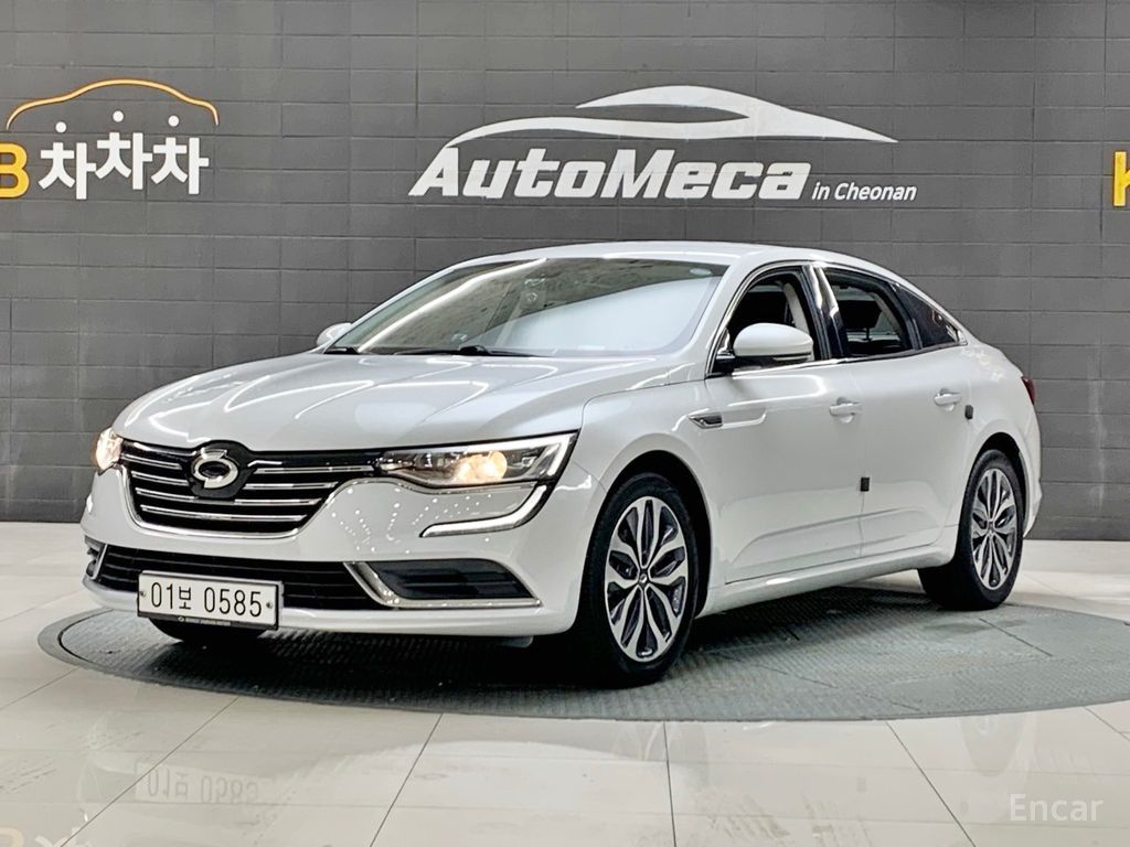 Renault SM6