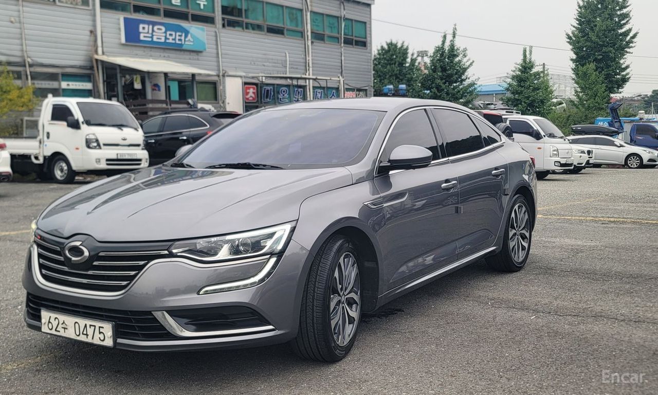 Renault SM6