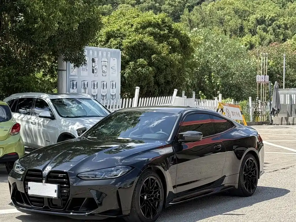 BMW M4