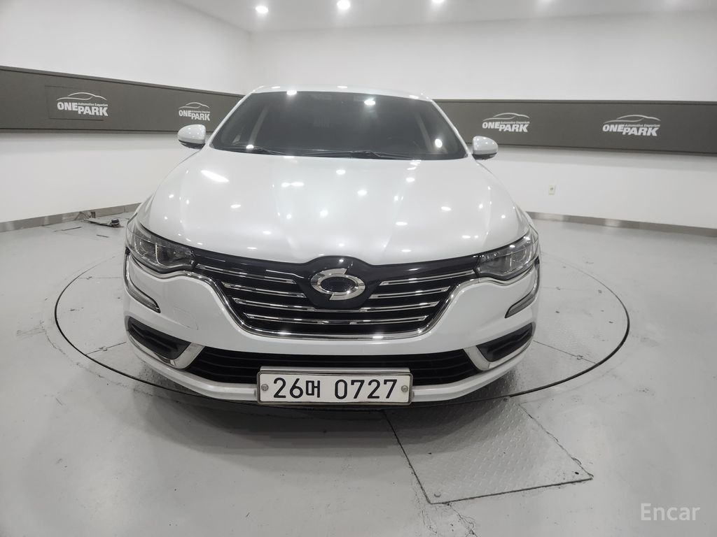 Renault SM6