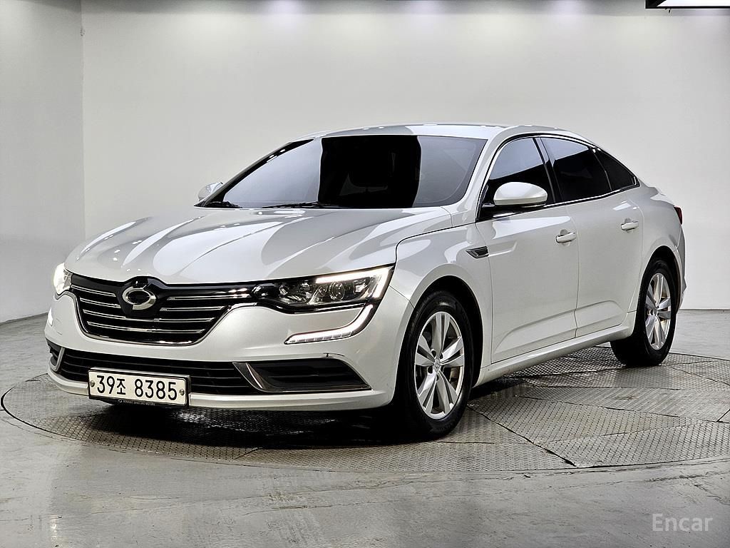 Renault SM6