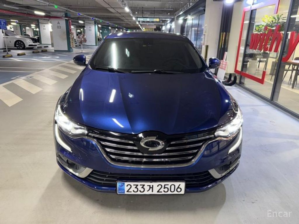 Renault SM6