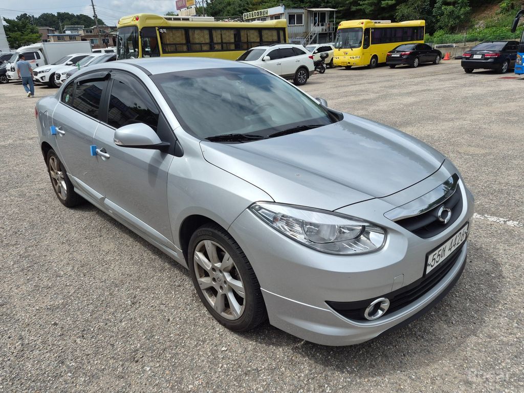 Renault SM3