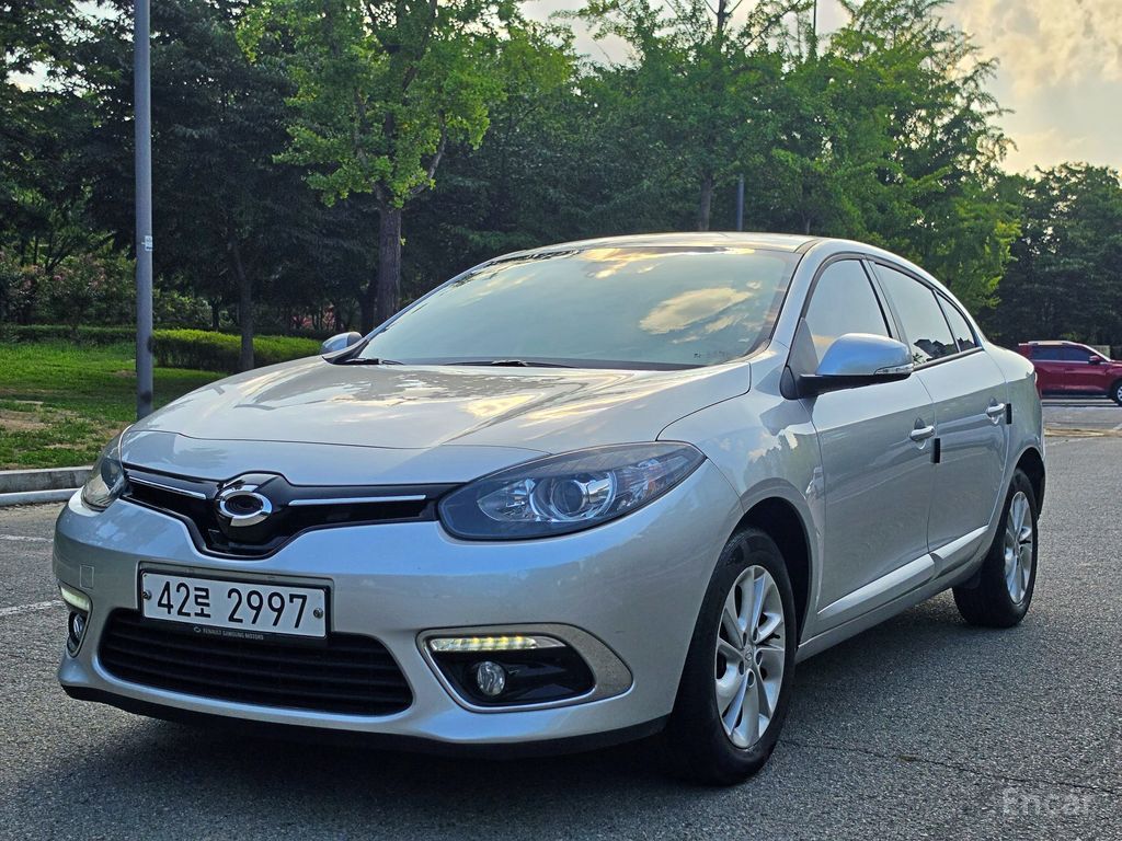 Renault SM3