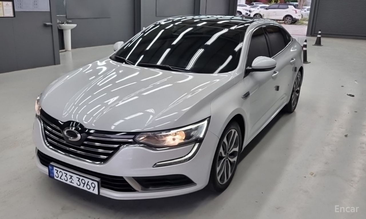 Renault SM6