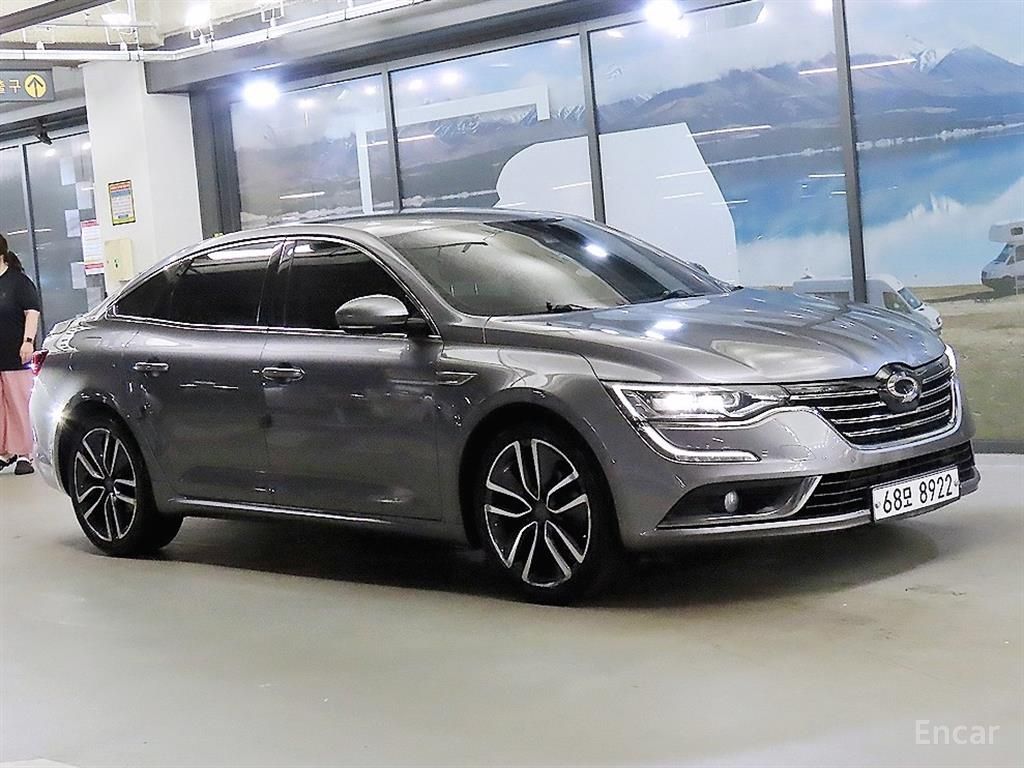 Renault SM6