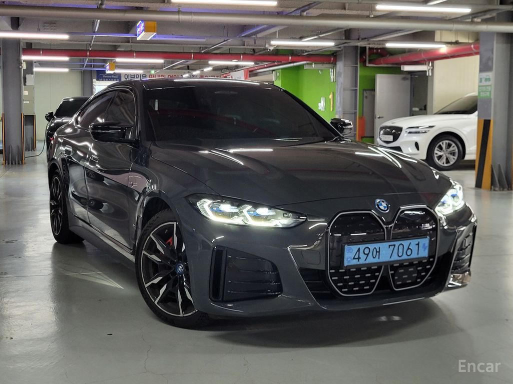 BMW i4