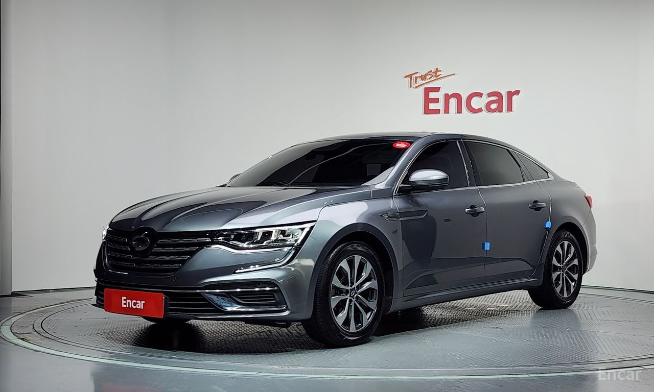 Renault SM6