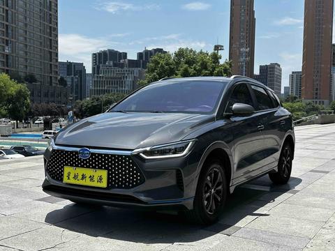 BYD E2