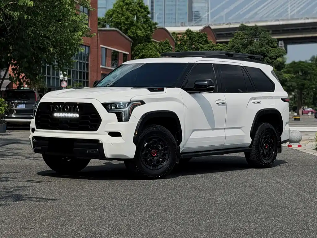 Toyota Sequoia