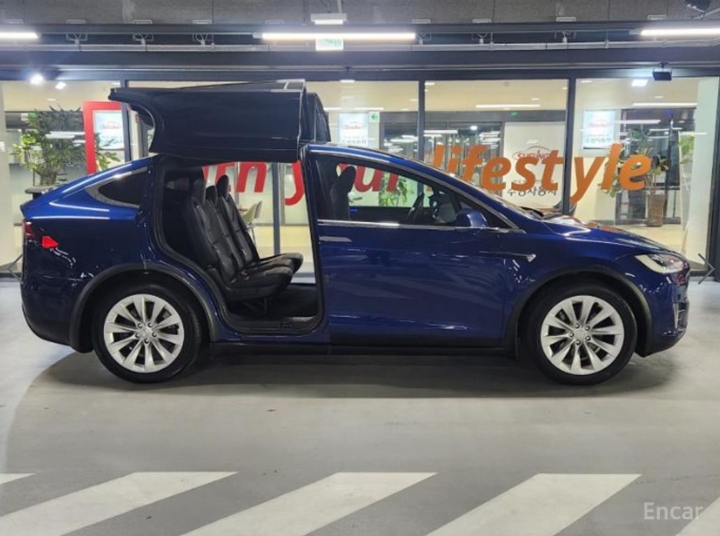 Tesla Model X