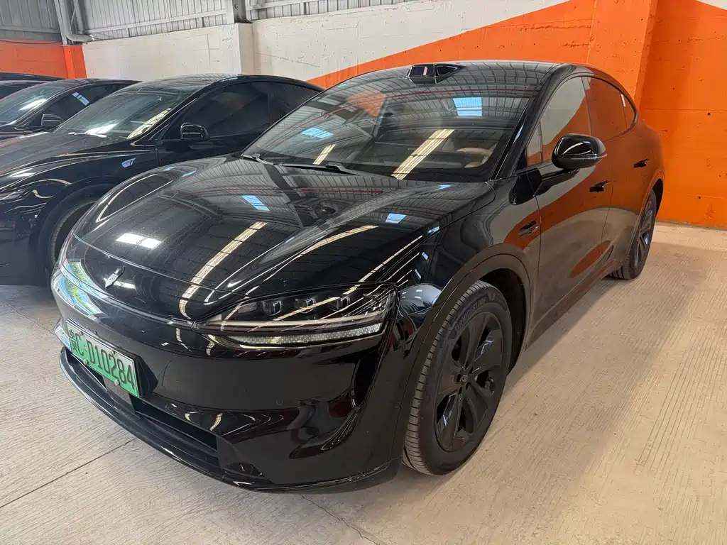 Luxeed R7