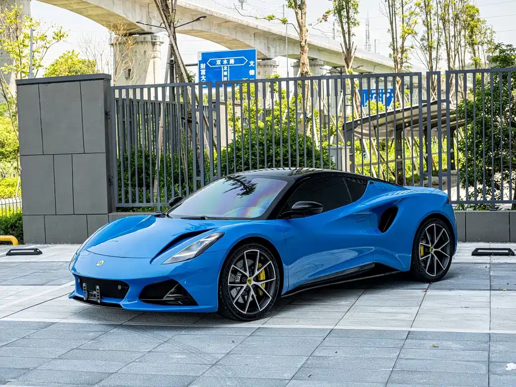 Lotus Emira