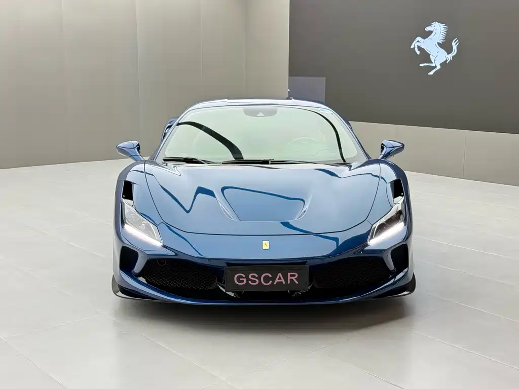 Ferrari F8