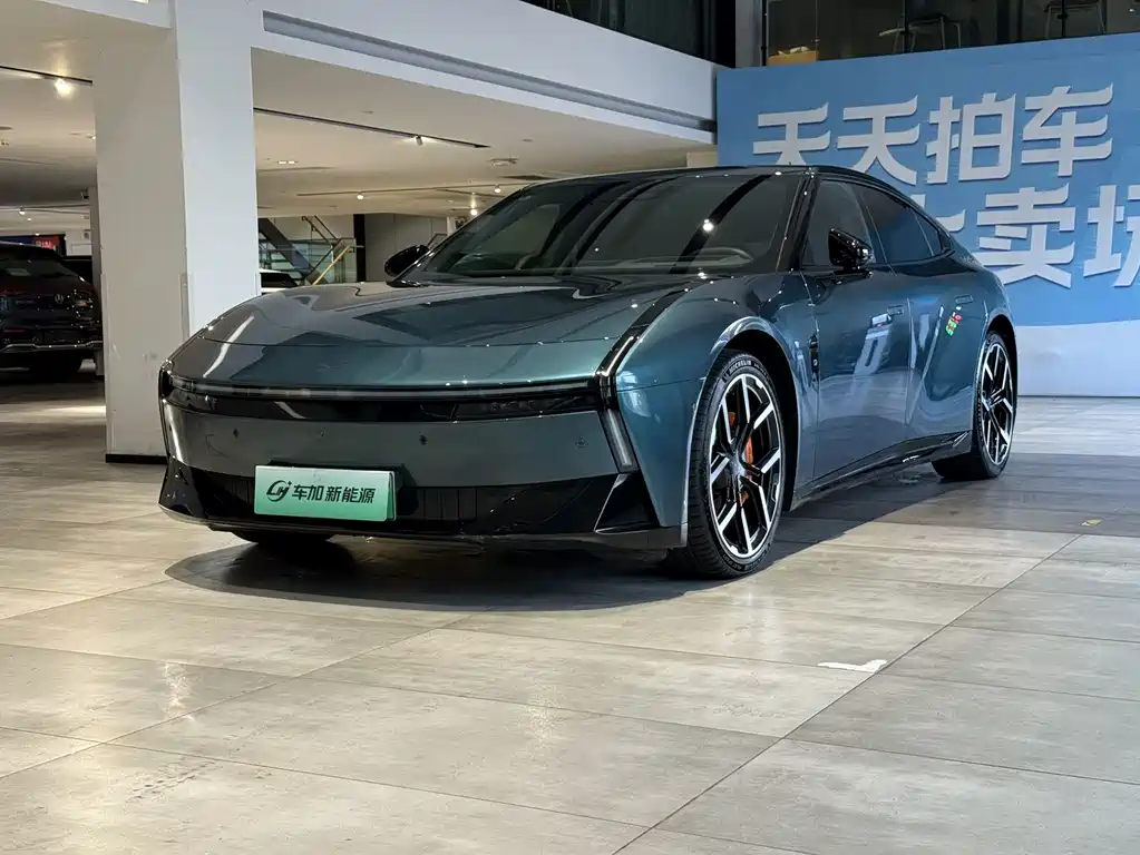Xpeng P7