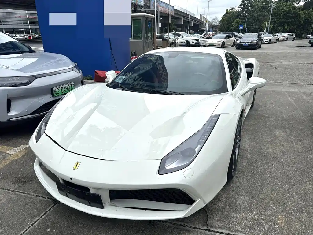Ferrari 488