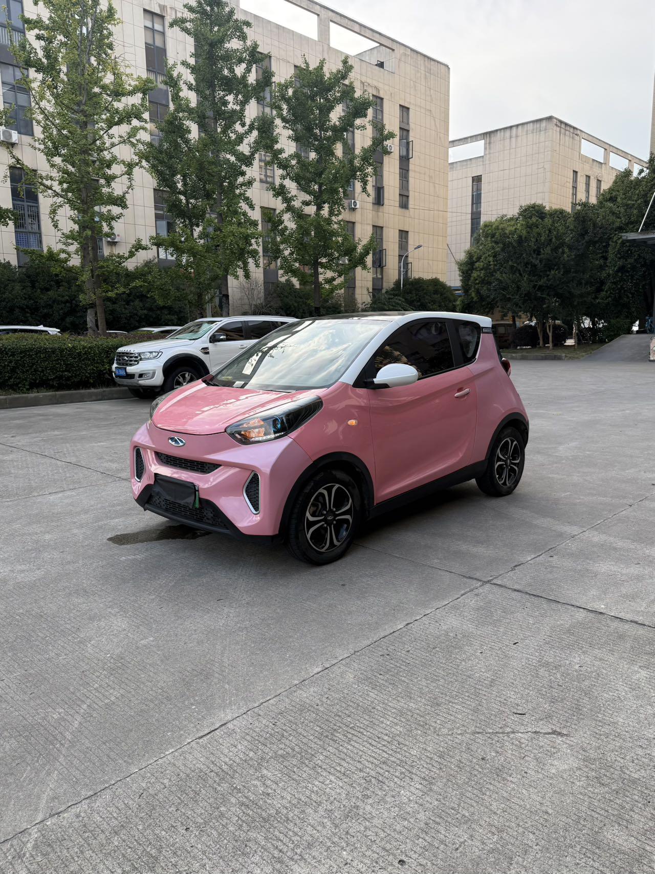 Автомобиль #1048621