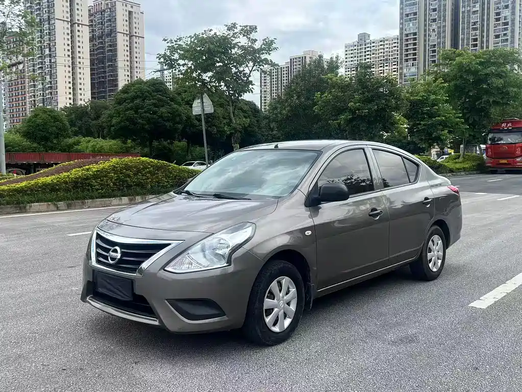 Nissan Sunny