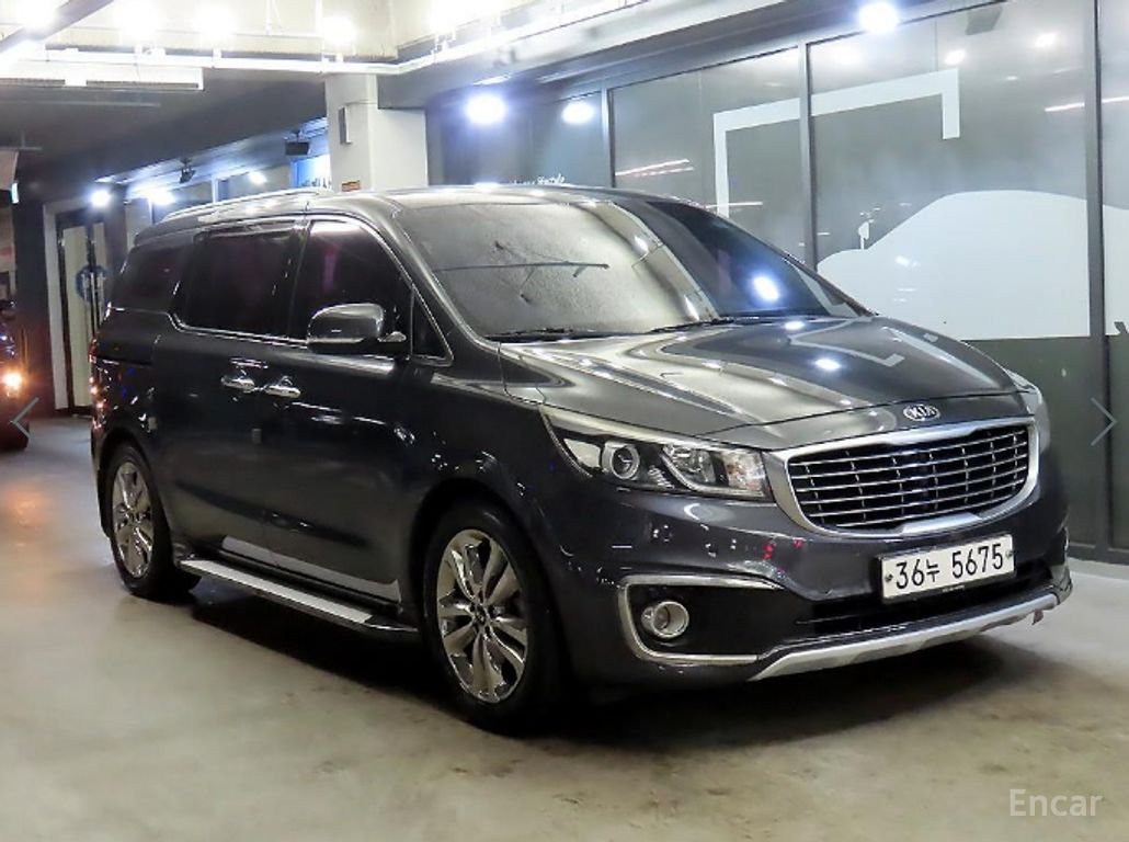 Kia Carnival
