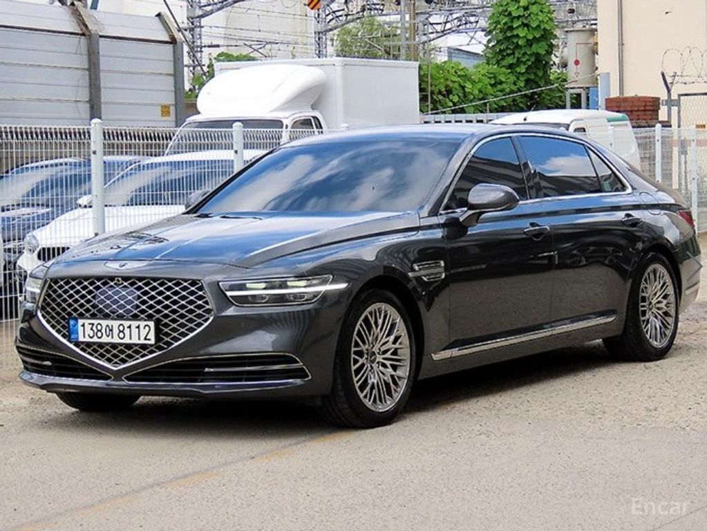 Genesis G90