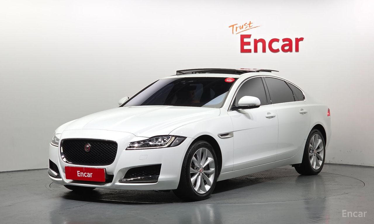 Jaguar XF