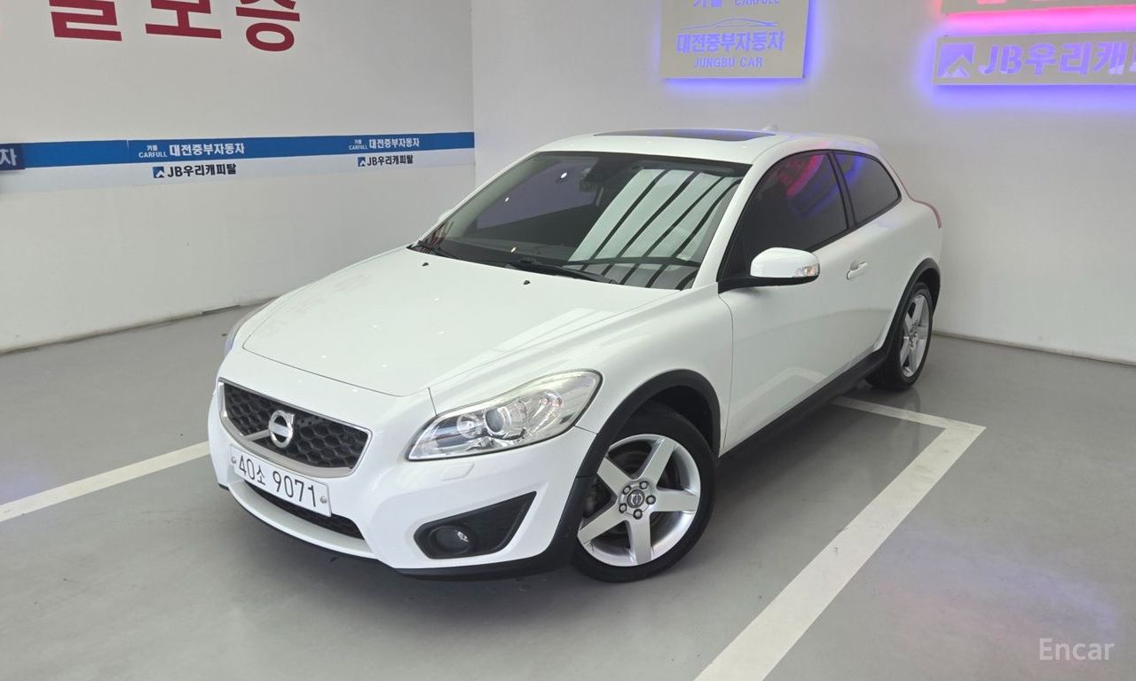 Volvo C30